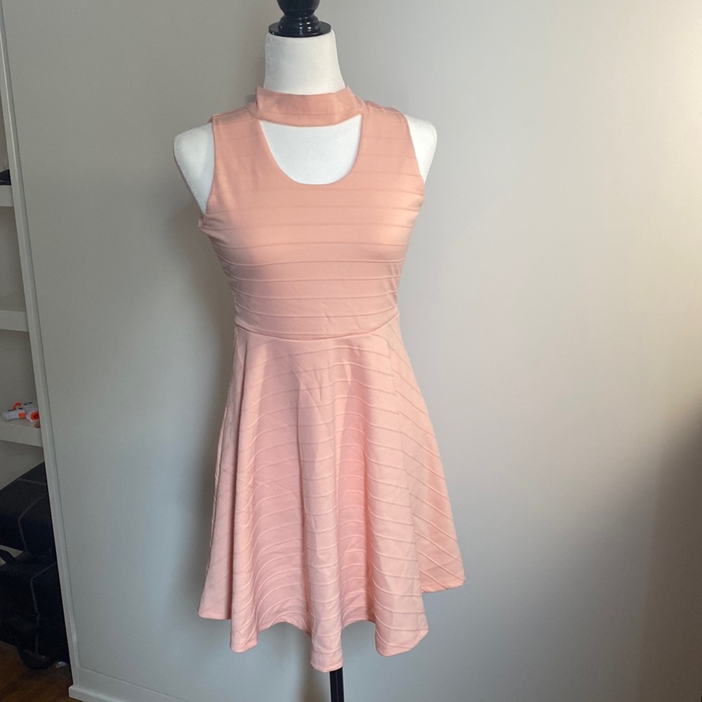 Ava &Yelly Dress